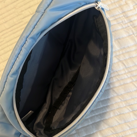 Adidas Fanny Pack - Picture 4 of 5